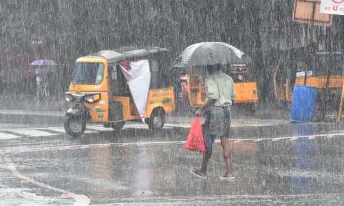 தமிழகத்தில் நாளை முதல் 4 நாட்களுக்கு  மிதமான மழைக்கு வாய்ப்பு